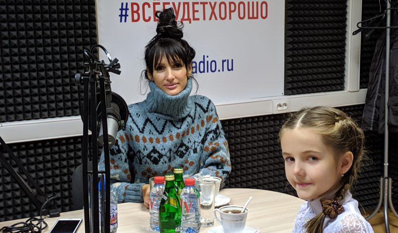 LUXEMODELS в эфире Русского Радио рассказали о фотодне с Оксаной Фёдоровой!